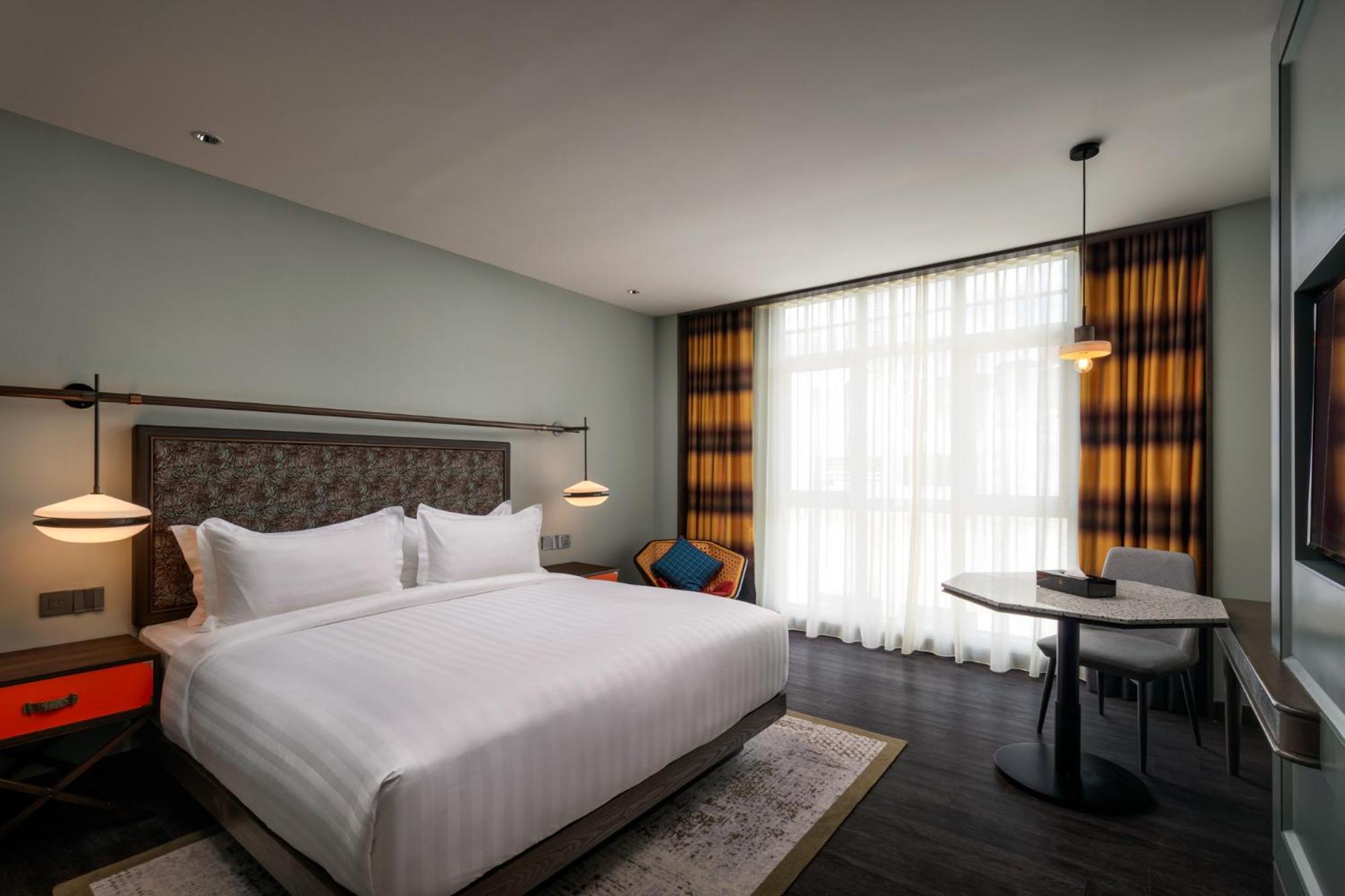 Hotel The George Penang By The Crest Collection George Town Esterno foto Deluxe Room